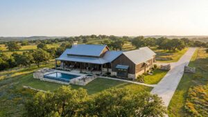 board_and_batten_hill_country